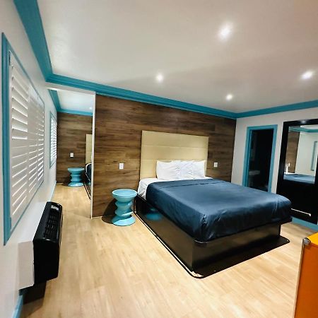 Casa Blanca Inn & Suites וויטייר מראה חיצוני תמונה