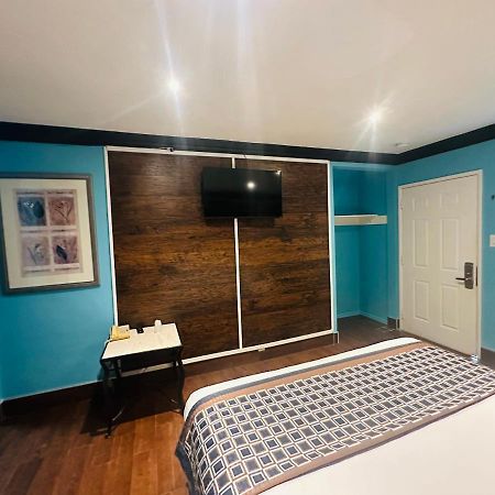Casa Blanca Inn & Suites וויטייר מראה חיצוני תמונה