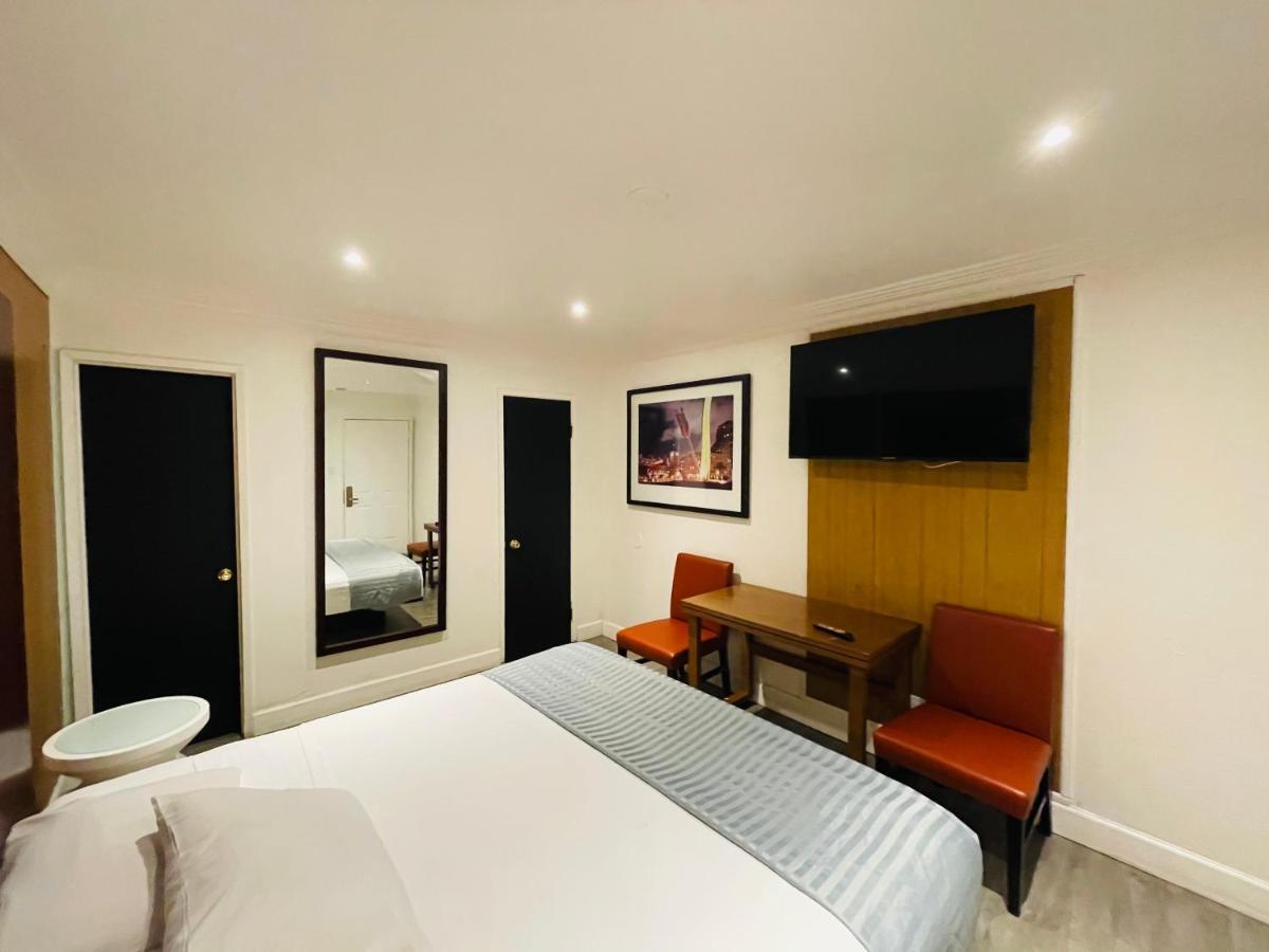 Casa Blanca Inn & Suites וויטייר מראה חיצוני תמונה