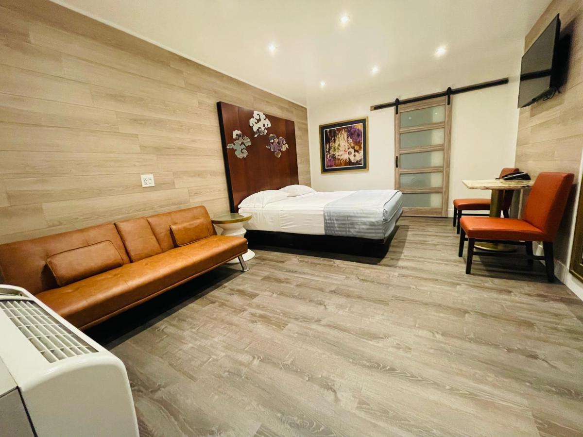 Casa Blanca Inn & Suites וויטייר מראה חיצוני תמונה