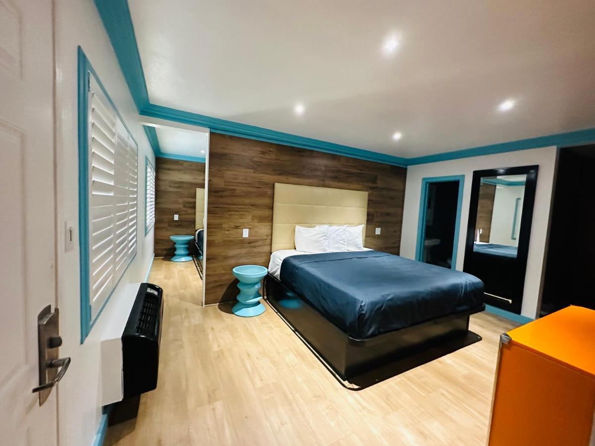 Casa Blanca Inn & Suites וויטייר מראה חיצוני תמונה