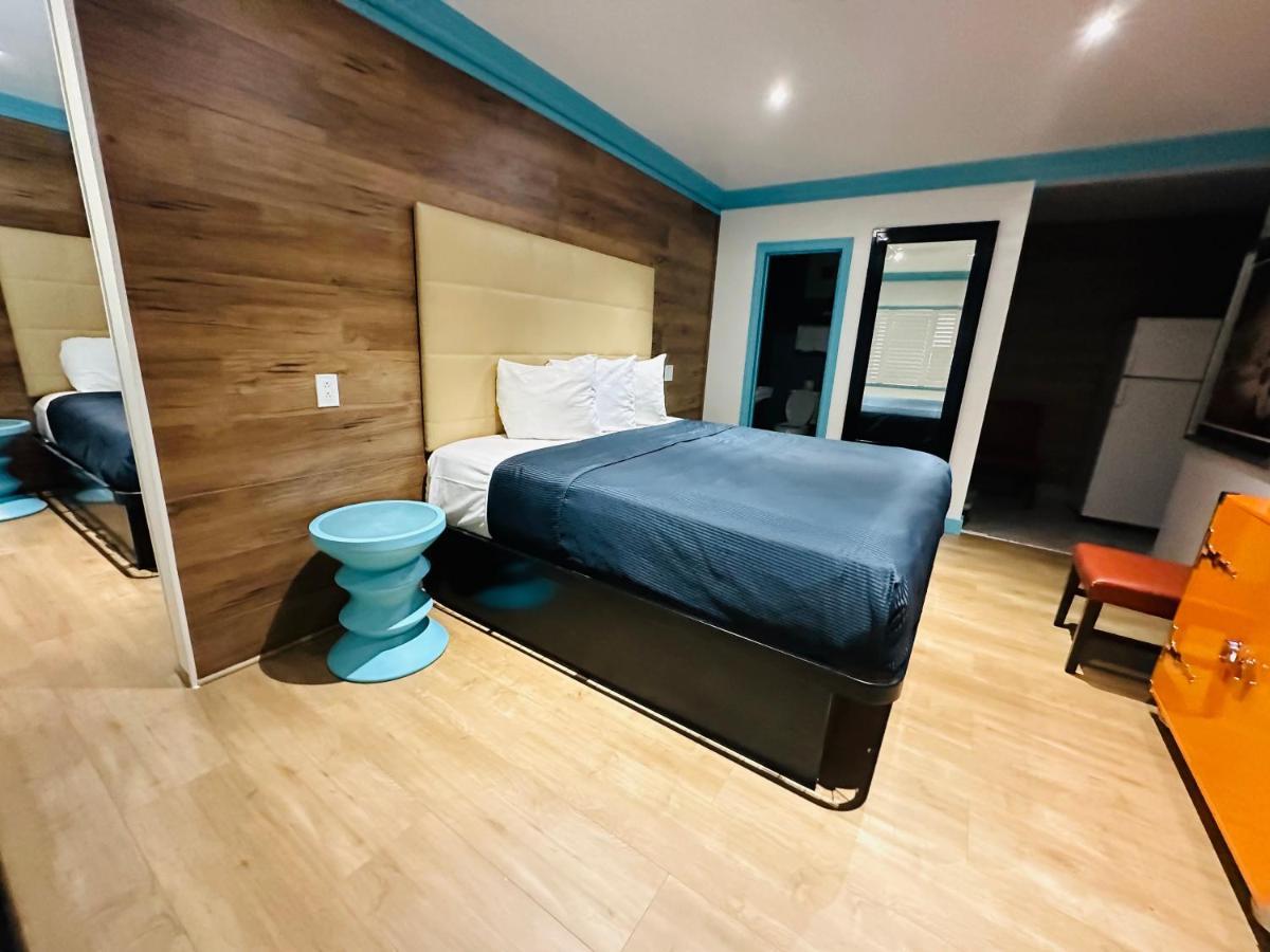 Casa Blanca Inn & Suites וויטייר מראה חיצוני תמונה