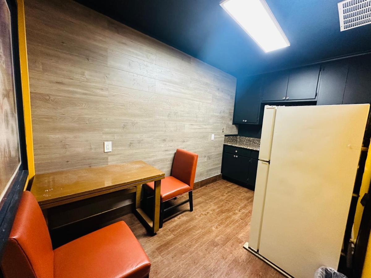 Casa Blanca Inn & Suites וויטייר מראה חיצוני תמונה