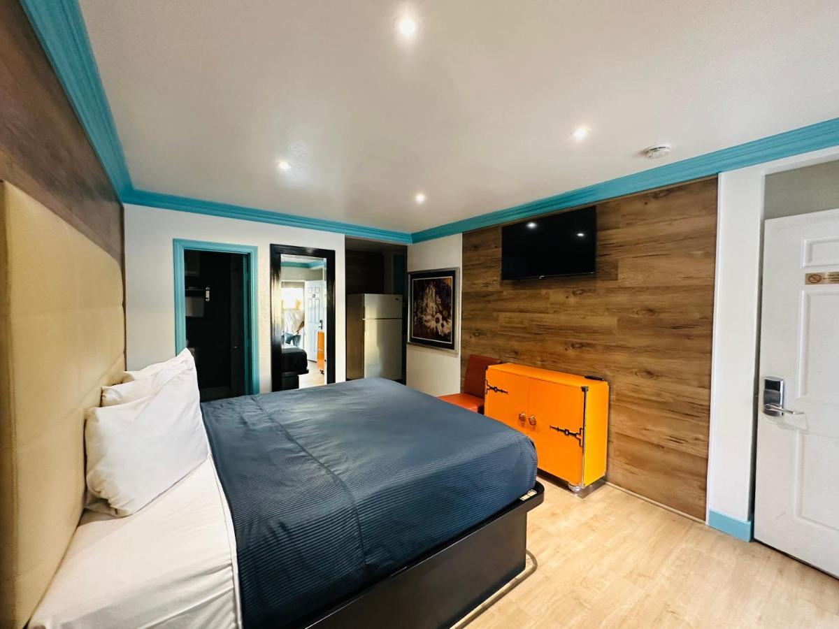 Casa Blanca Inn & Suites וויטייר מראה חיצוני תמונה