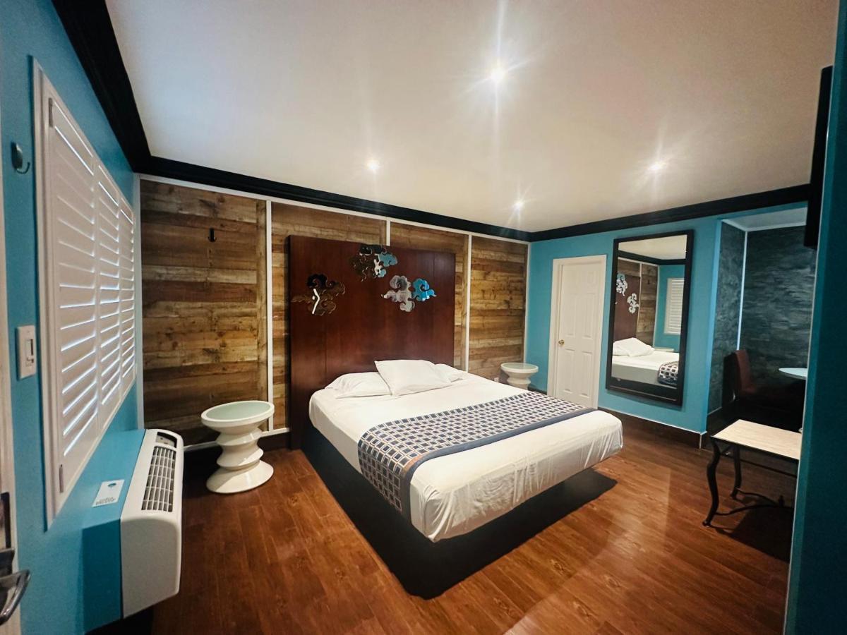 Casa Blanca Inn & Suites וויטייר מראה חיצוני תמונה