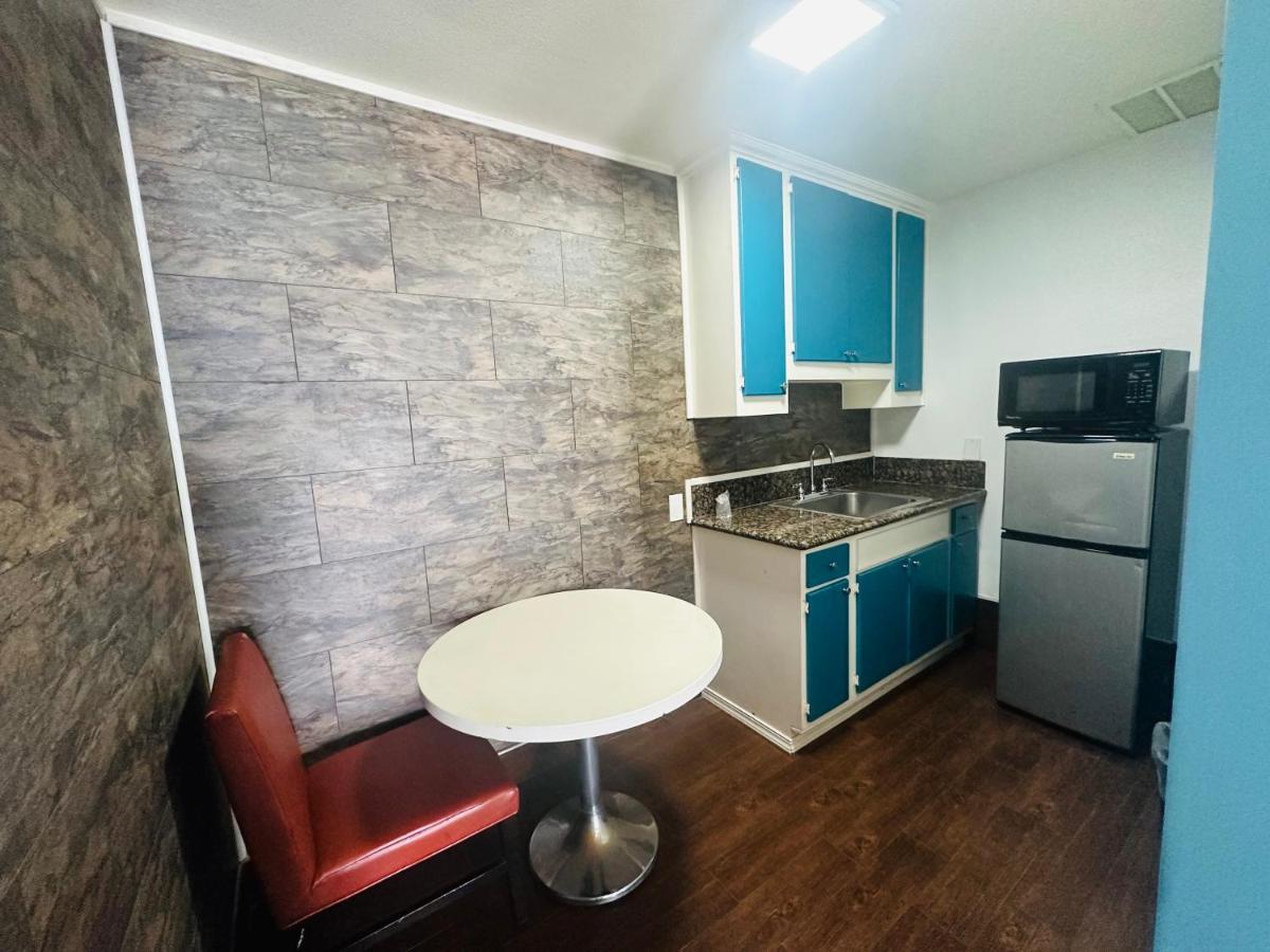 Casa Blanca Inn & Suites וויטייר מראה חיצוני תמונה